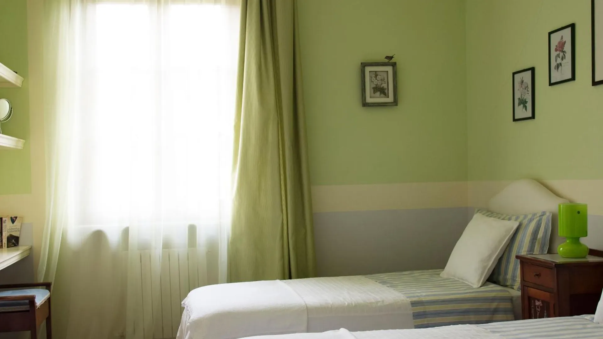 Nette Ferienwohnung In Collodi Lejlighed